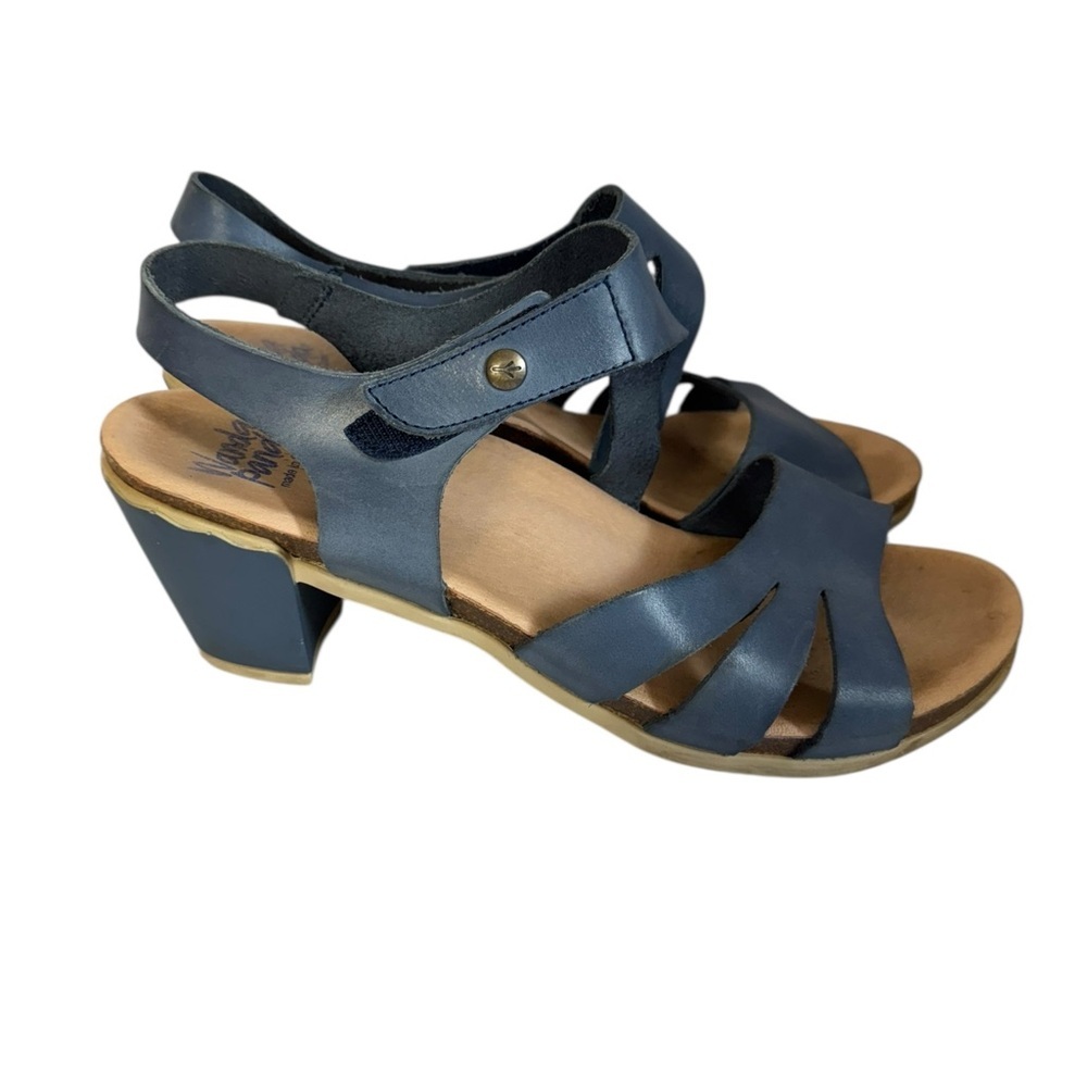 Wanda Panda cutout strappy leather Comfort Sandal size 40
